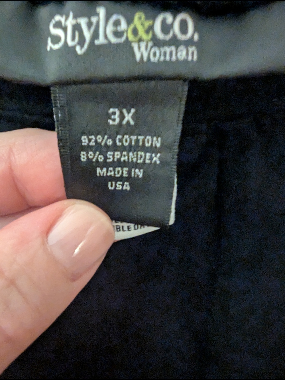 Style & Co. Black Cropped Leggings with Button Hem - Picture 4 of 6
